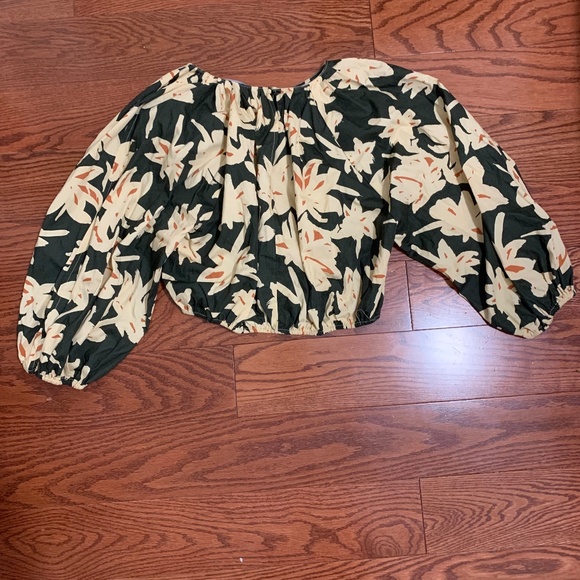 Zara Blouse - Picture 3 of 3